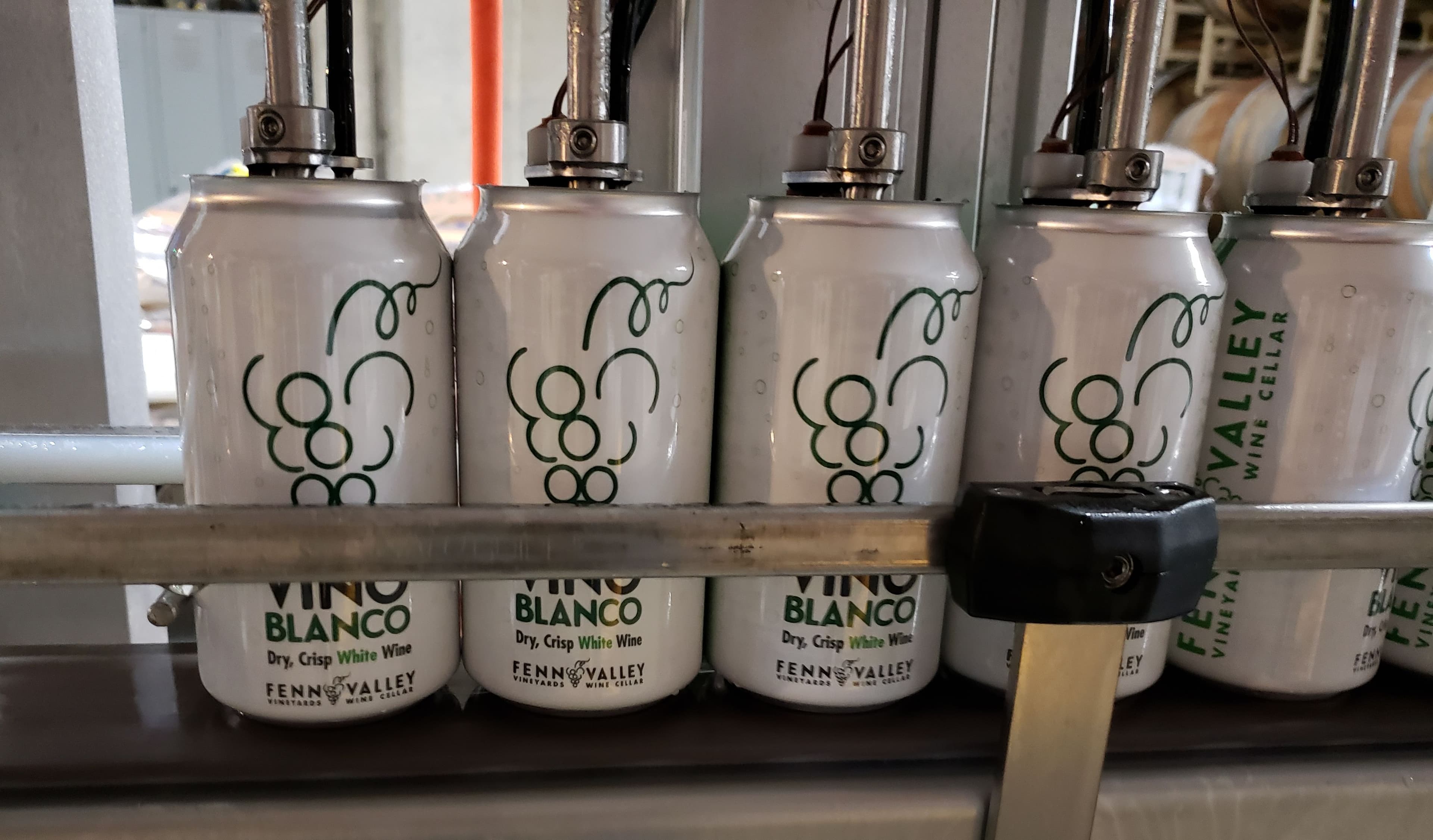 Fennville Winery Introduces Canned Wine to Michigan