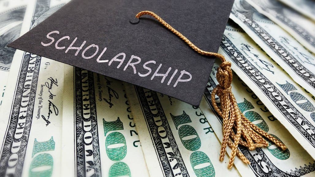 Scholarship Opportunities Offered by California Table Grape Growers