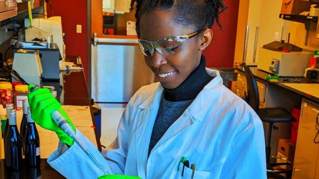 Love of Food Science Leads Student to Research Solutions for Smoke-Affected Wines