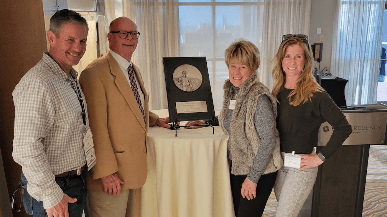 Rich Smith Award Presented to National Grape Cooperative Retiree Tom Davenport